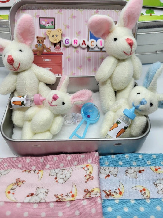 💎 50% RABATT! 💎 Süße Osterhasen-Mama mit Baby in Blechdose – Handgefertigt, Kuschelig & Perfekt als Geschenk 🐰🎁