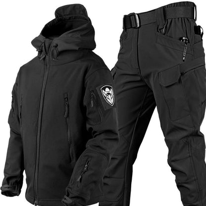 Taktisches Softshell-Jacken- und Hosen-Set • Wasserdicht • Winddicht • Isoliert • Für Winter und Geländeeinsatz geeignet