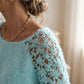 Damenpullover mit offenen Schultern und Spitze